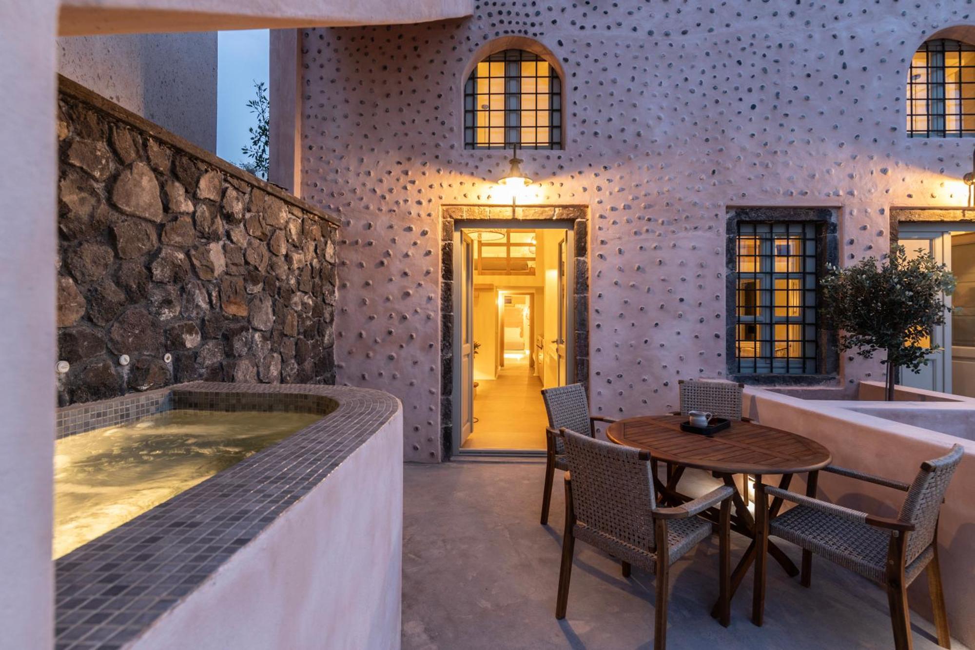 ميساريا Frescoes Luxury Suites By Kb Hospitality المظهر الخارجي الصورة