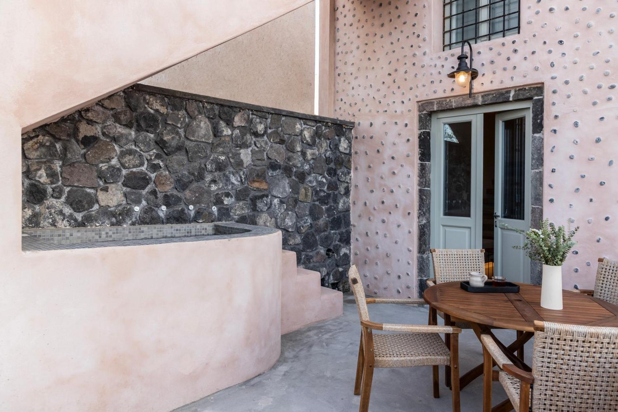 ميساريا Frescoes Luxury Suites By Kb Hospitality المظهر الخارجي الصورة