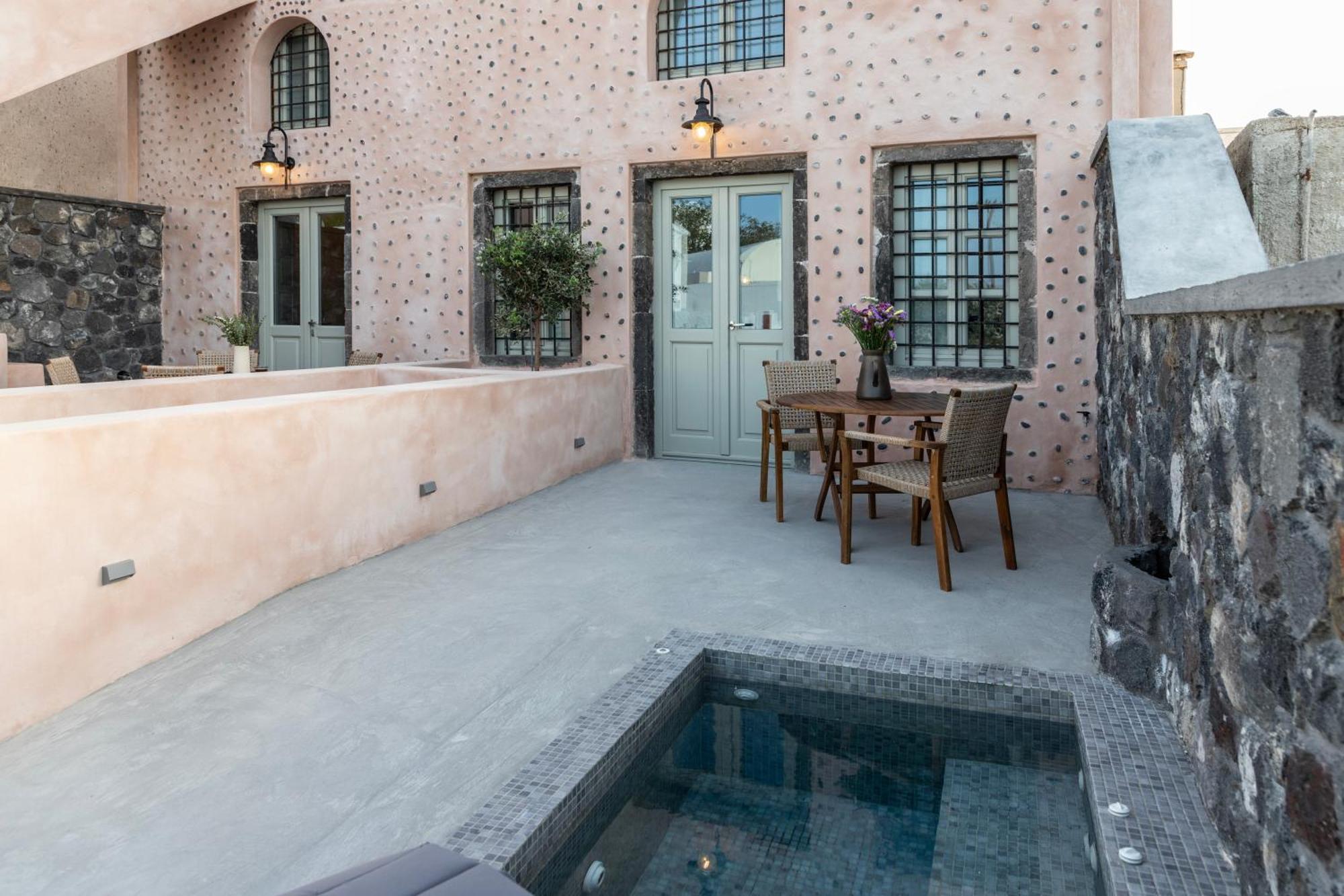 ميساريا Frescoes Luxury Suites By Kb Hospitality المظهر الخارجي الصورة