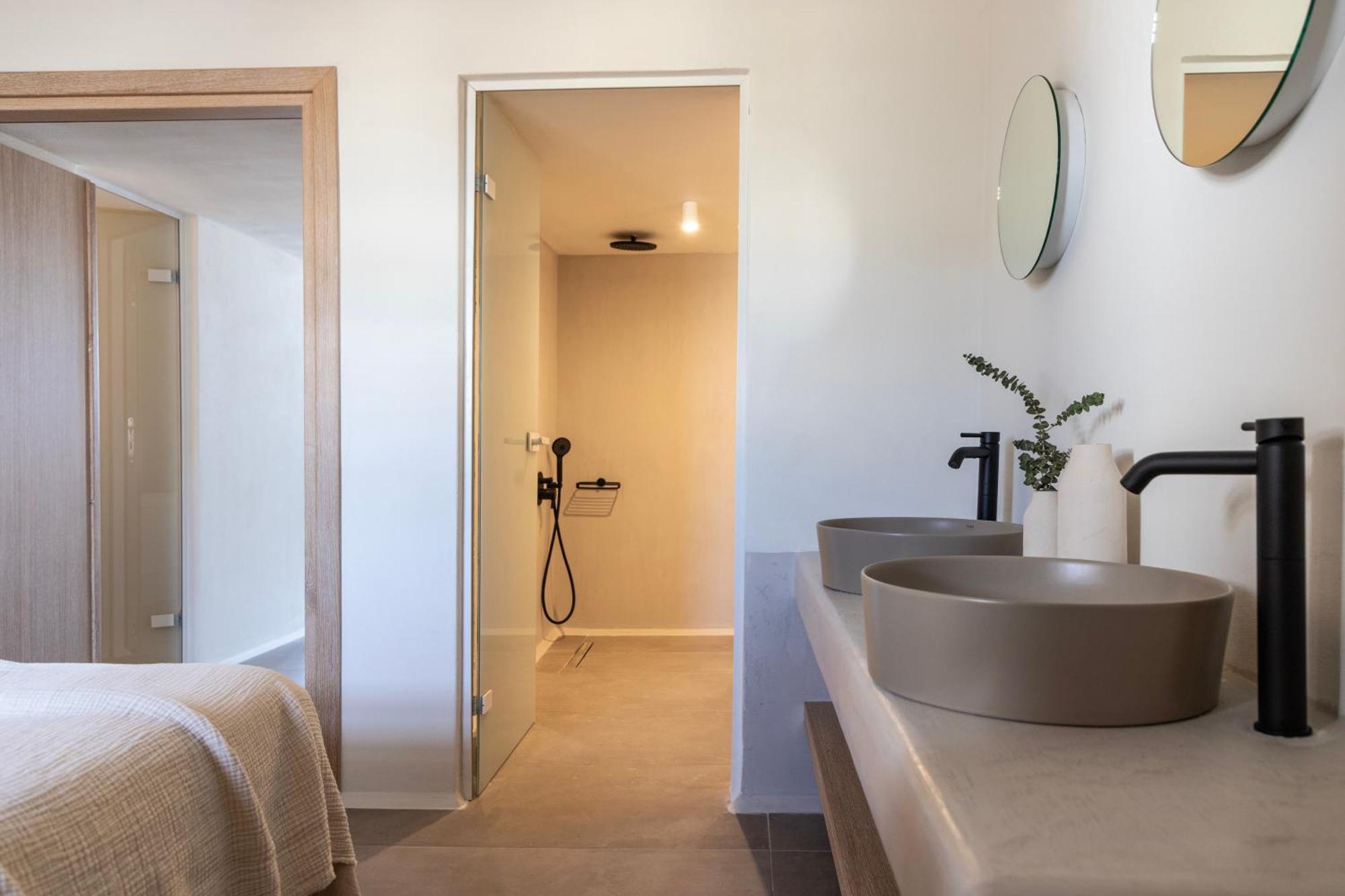 ميساريا Frescoes Luxury Suites By Kb Hospitality المظهر الخارجي الصورة